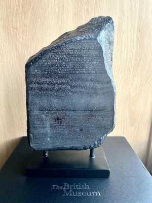 罗塞塔石碑的破译 罗塞塔石碑怎么获得